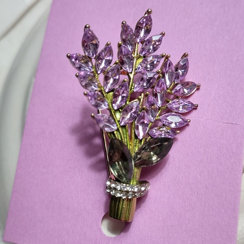 Lavender Flowers Bouquet Brooch